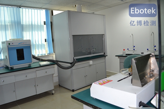 �ڲ��к�����ʵ����